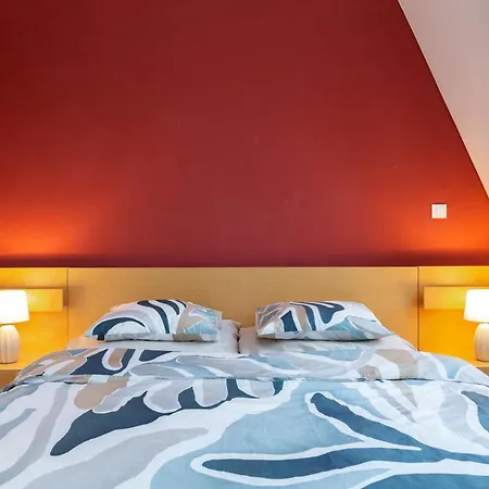 Stylovy Penthouse S Balkonem Blizko Centra *