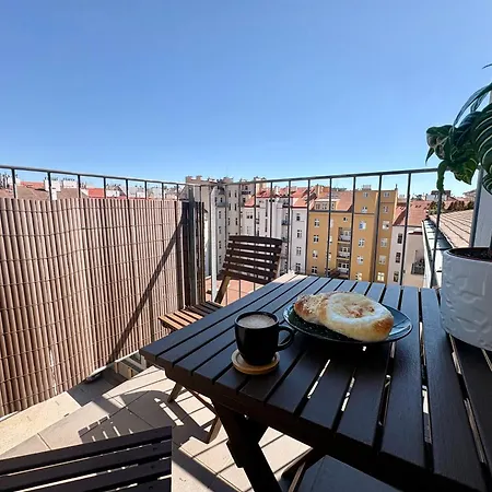 Appartement Stylovy Penthouse S Balkonem Blizko Centra Praag