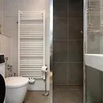 Stylovy Penthouse U Prazskeho Parku A Centra Appartement