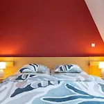 Stylovy Penthouse U Prazskeho Parku A Centra *