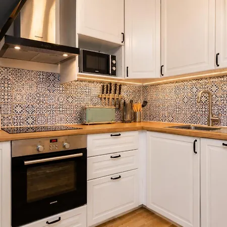Stylový Penthouse U Pražského Parku A Centra S Ac