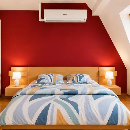 Stylový Penthouse U Pražského Parku A Centra S Ac Apartamento