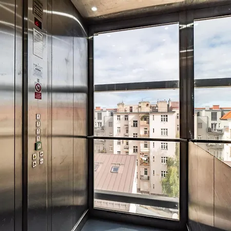 Stylový Penthouse U Pražského Parku A Centra S Ac *