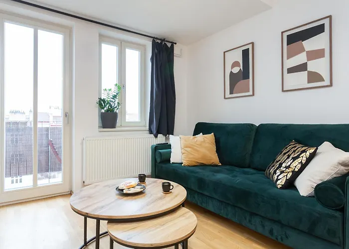 Stylovy Penthouse U Prazskeho Parku A Centra *