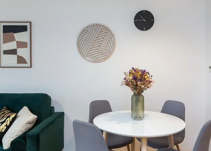 Stylový Penthouse U Pražského Parku A Centra *