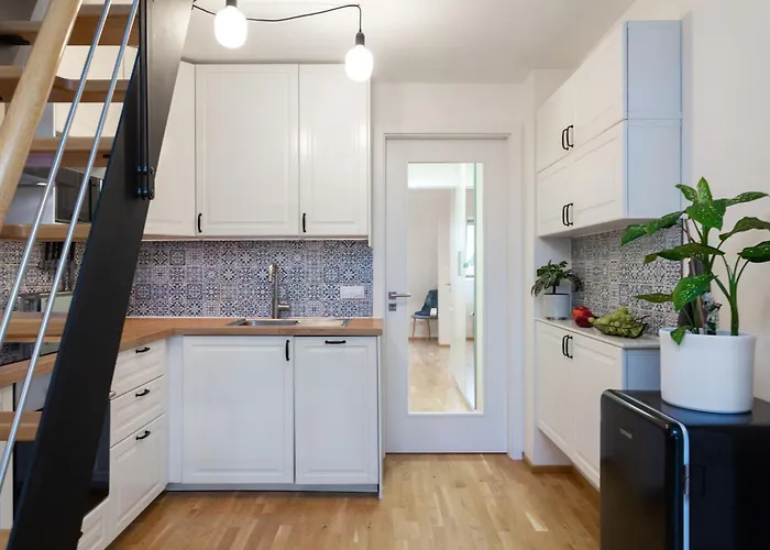 Stylovy Penthouse U Prazskeho Parku A Centra * Praag